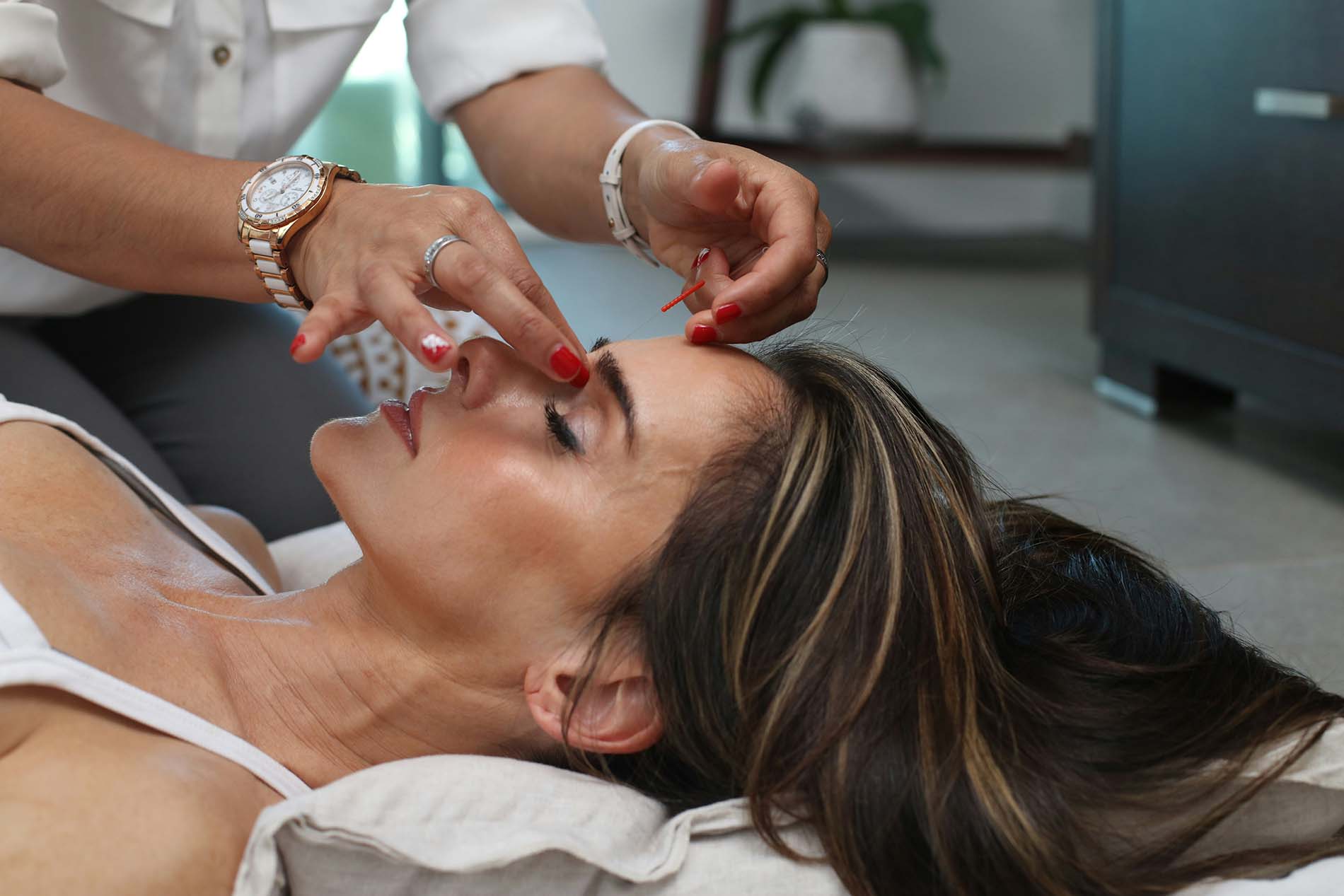 Image of a woman enjoying a Hydrafacial Treatment in Gainesville FL - Spa Royale